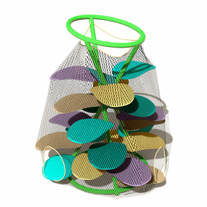 Деревянная и пластиковая рама для лазания на открытом воздухе