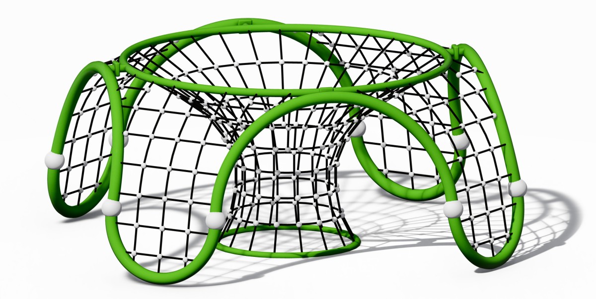 Дети играют в альпинистском куполе в открытом тренажерном зале