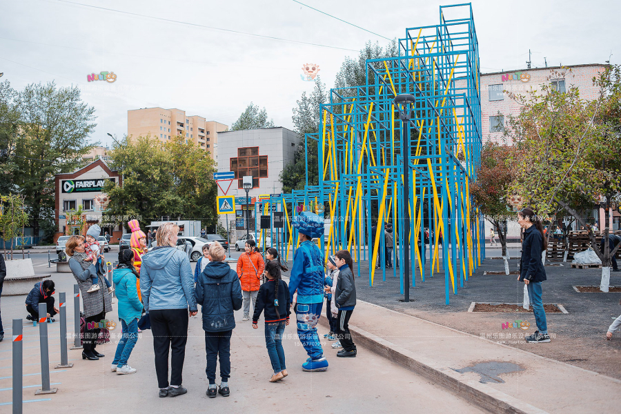 Развлекательные комплексы на открытом воздухе + детское развлекательное оборудование + ничего развлечений (71)